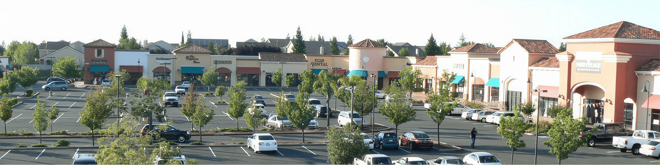 Sunny day at shopping center
