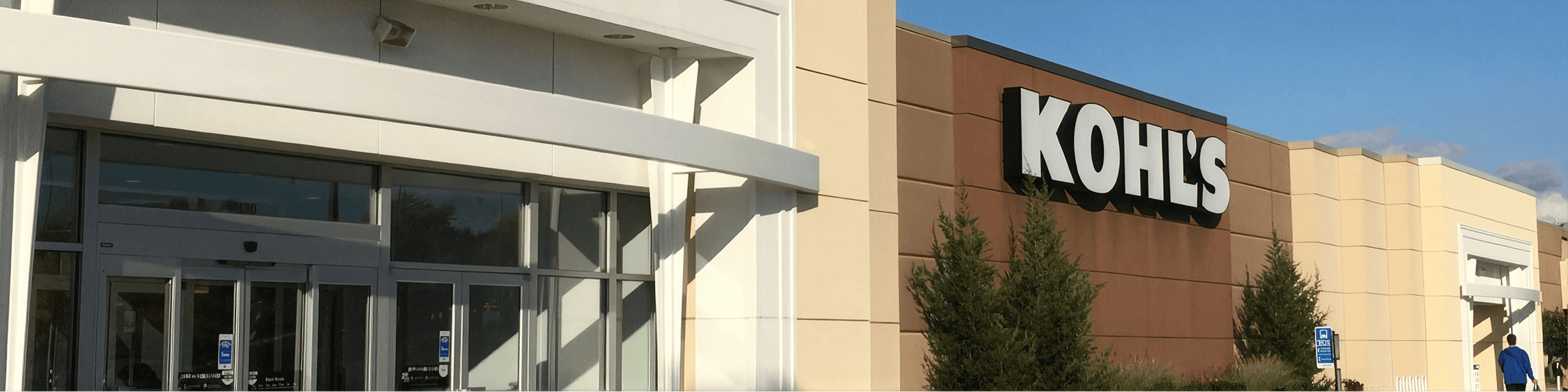 Storefront with Kohl’s signage